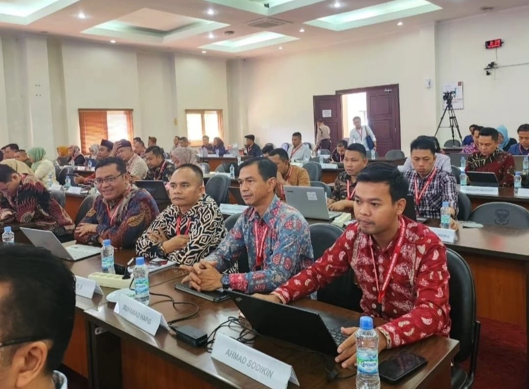 Koordiv HPPH Bawaslu Kabupaten Mukomuko Mansur S ikuti kegiatan Bimbingan Teknis Hukum Acara Penyelesaian Perkara Perselisihan Hasil Pemilihan Umum (PHPU)