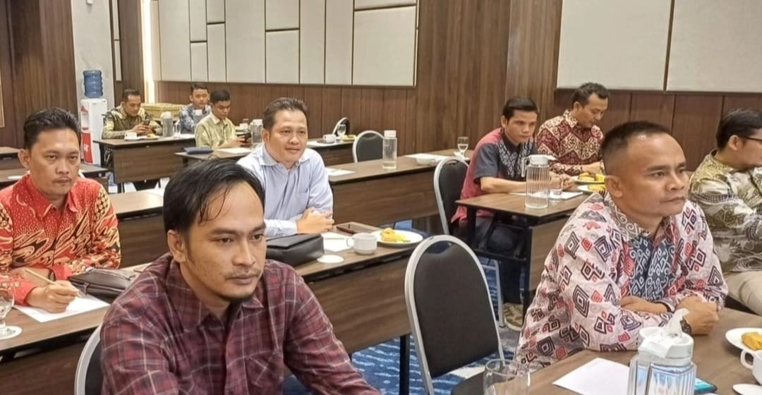 Bawaslu Kabupaten Mukomuko ikuti Rapat Fasilitasi dan Pembinaan Persiapan Penyelesaian Sengketa Tahapan Penetapan Daftar Calon Tetap (DCT) Pemilu tahun 2024