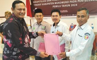 Bawaslu Kabupaten Mukomuko Awasi Langsung Hasil Penetapan DPT Pemilu 2024